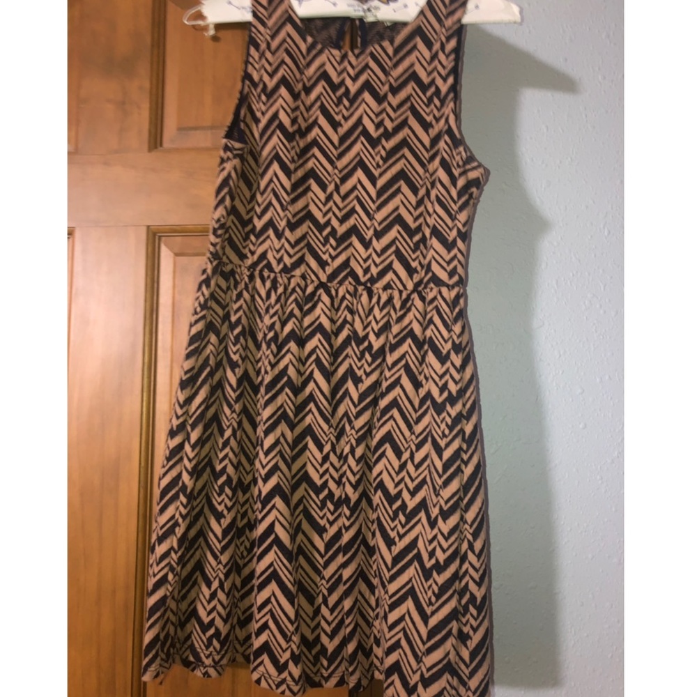 Medium Black and Tan Chevron dress